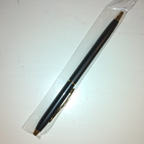 Black and gold pens - Picture 2 of 4